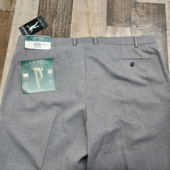 Mens Lauren Ralph Lauren size 40x32 Classic Fit Ultraflex Flat Front Pants - Picture 2 of 8